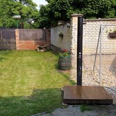 Chalupa Kněždub k pronájmu Jižní Morava - zahradni solarni sprcha